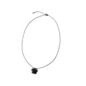 Black clover pendant necklace in silver, ipanda